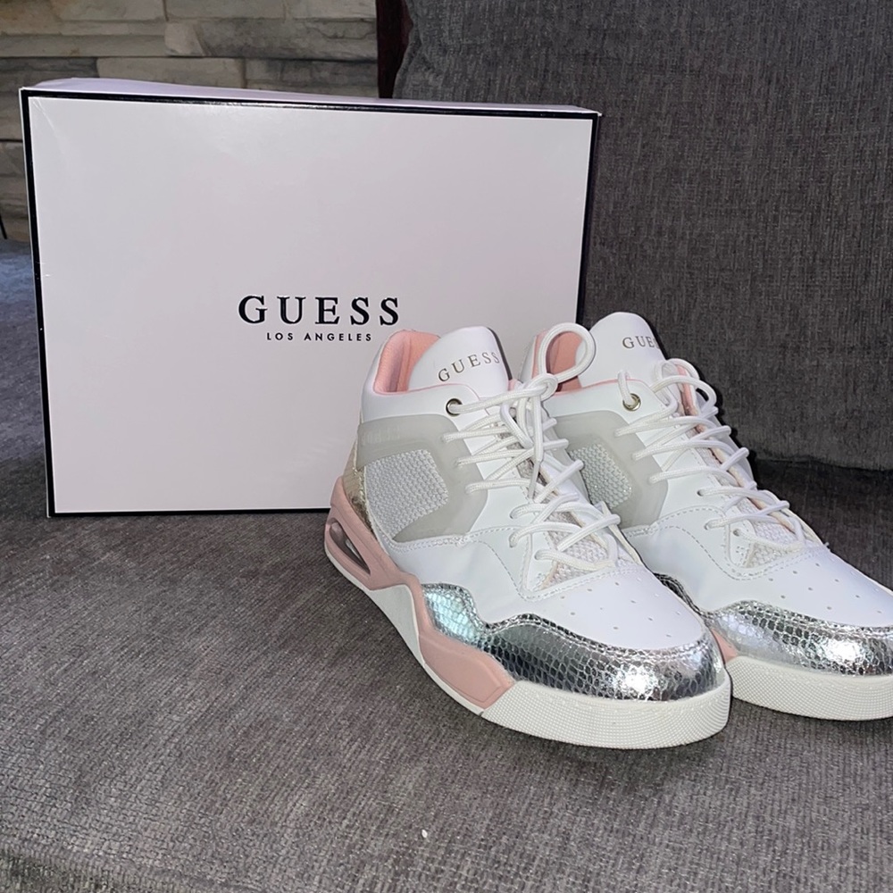 Guess Only Worn Once, No Stains Or Damage - image 1